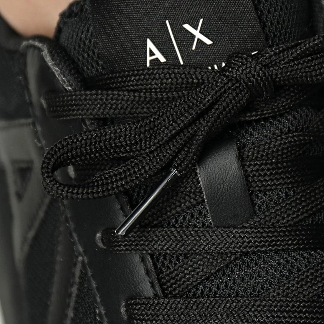 De gros ⭐ Baskets XUX071-XV527 Black de Armani Exchange ⭐ – Image 3