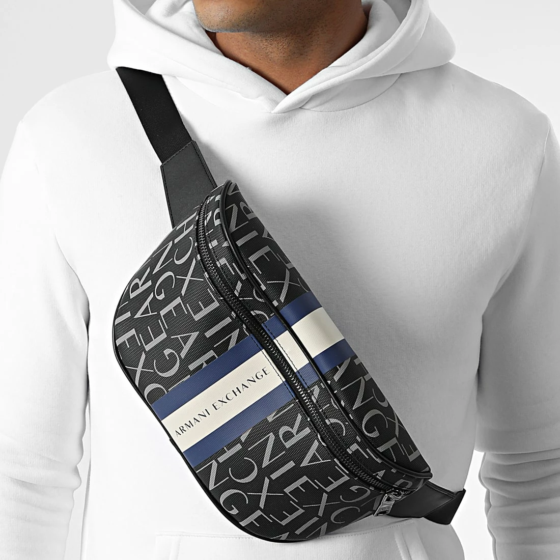 Le moins cher ⭐ Sac Banane 952398 Noir de Armani Exchange ✔️