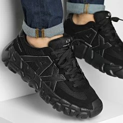 Nouveau 🔔 Baskets XUX153-XV611 Black Black de Armani Exchange 😍